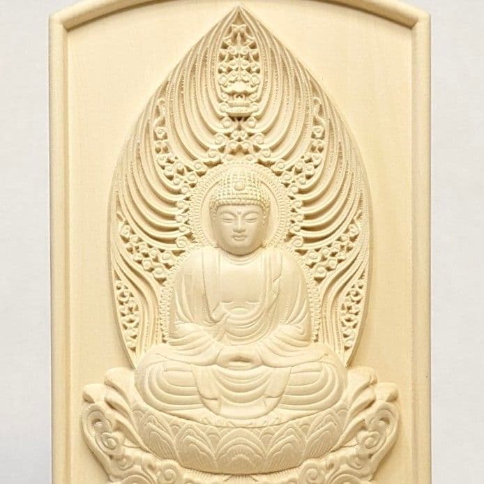 【フォロー割・新品】 釈迦座像　柘植　総高さ約20.5㎝　スタンドレリーフ