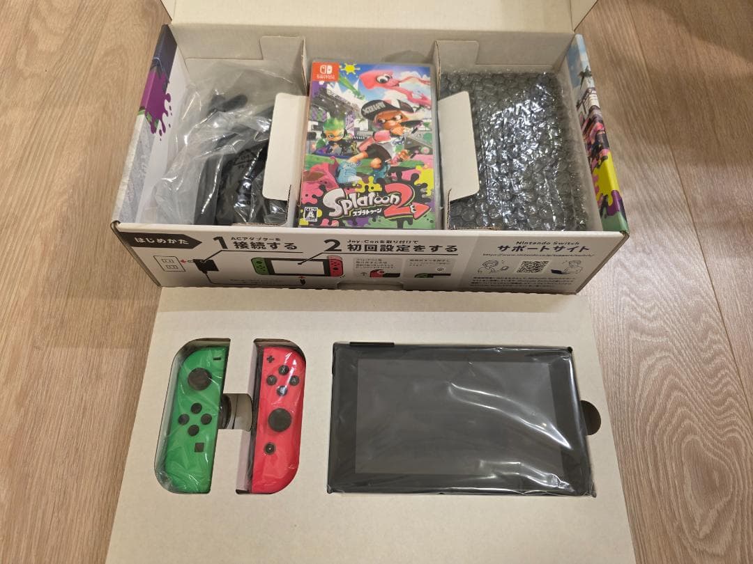 本体同梱版 Nintendo Switch Splatoon2 ケース&SD付き