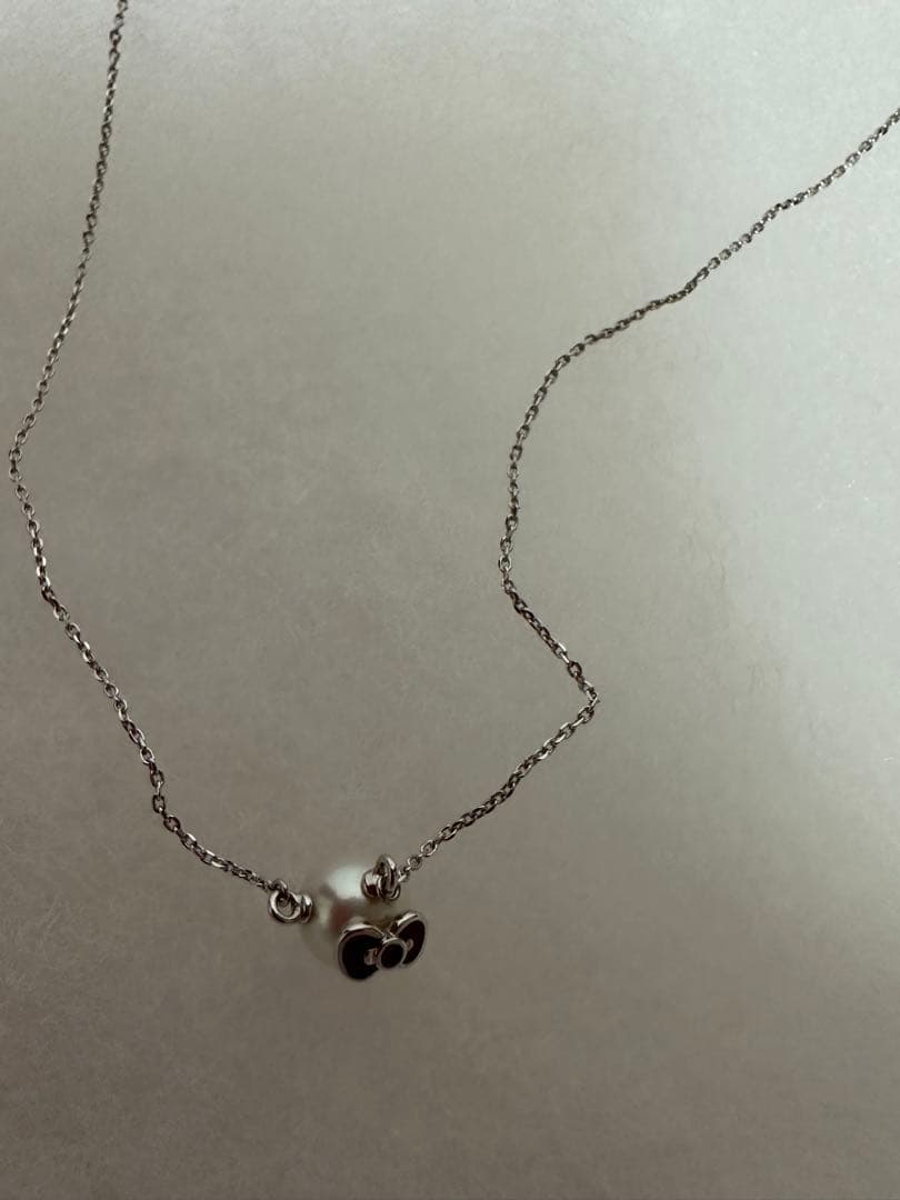 希少ミキモトx hallo kittyコラボネックレス