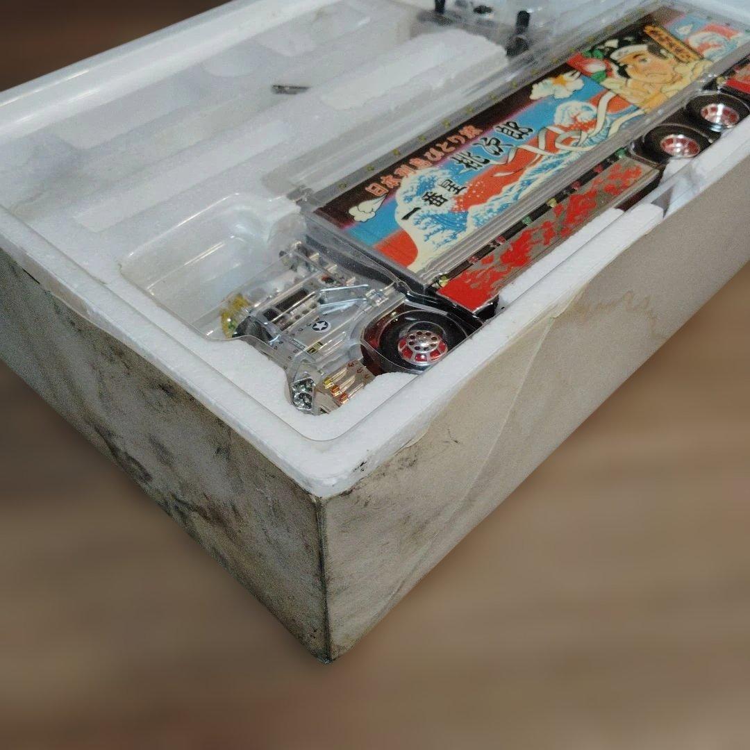 バンダイ　1/32 ラジオコントロール　トラック野郎　爆走一番星