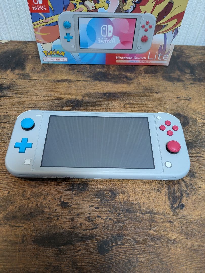 Nintendo Switch Lite ザシアンザマゼンタ