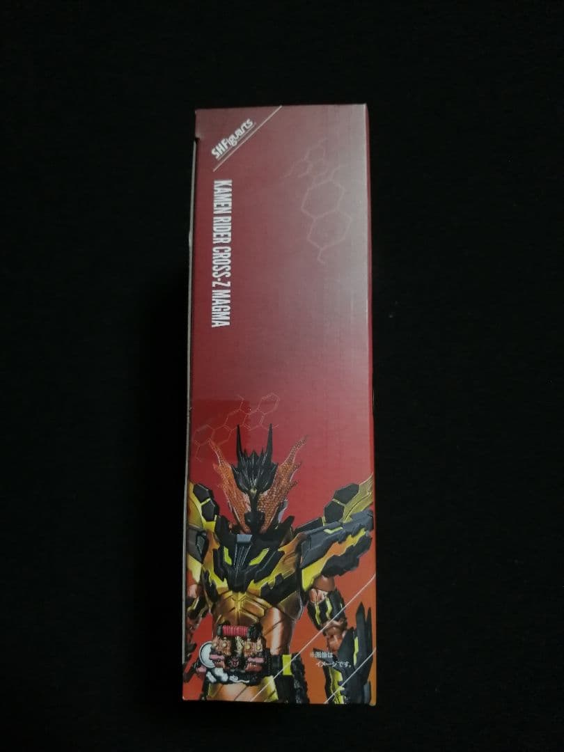 【美品】即完売 希少 SHフィギュアーツ 仮面ライダークローズ クローズマグマ