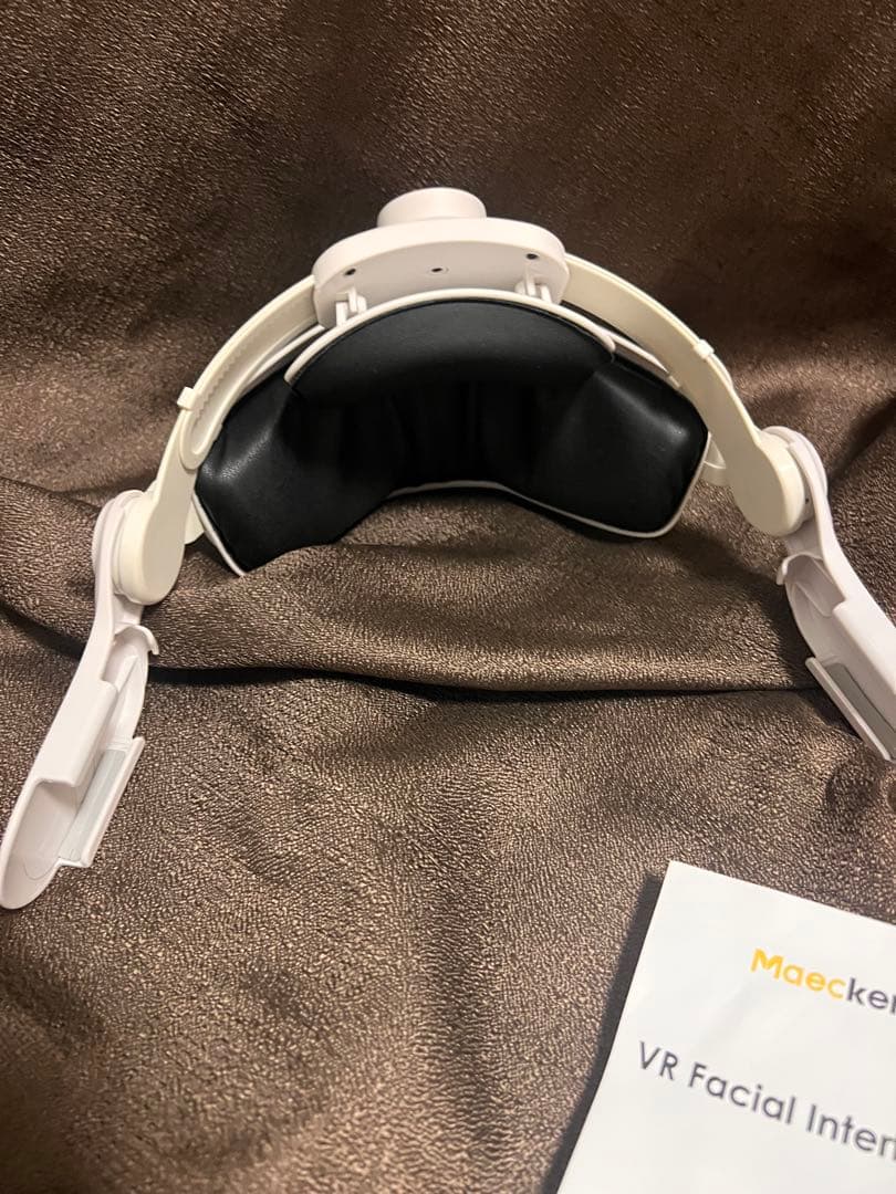  quest3 128GB ヘッドストラップ　フェイスカバー付き