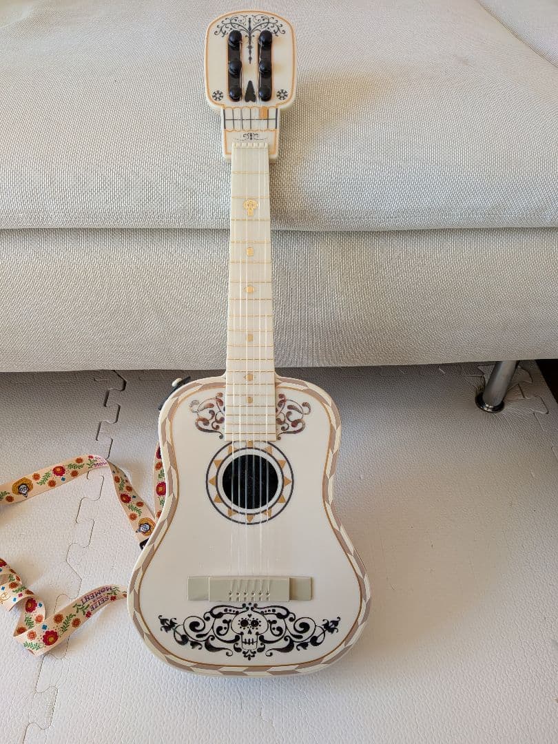 海外ディズニー　リメンバーミーCOCOギター　ポップコーン