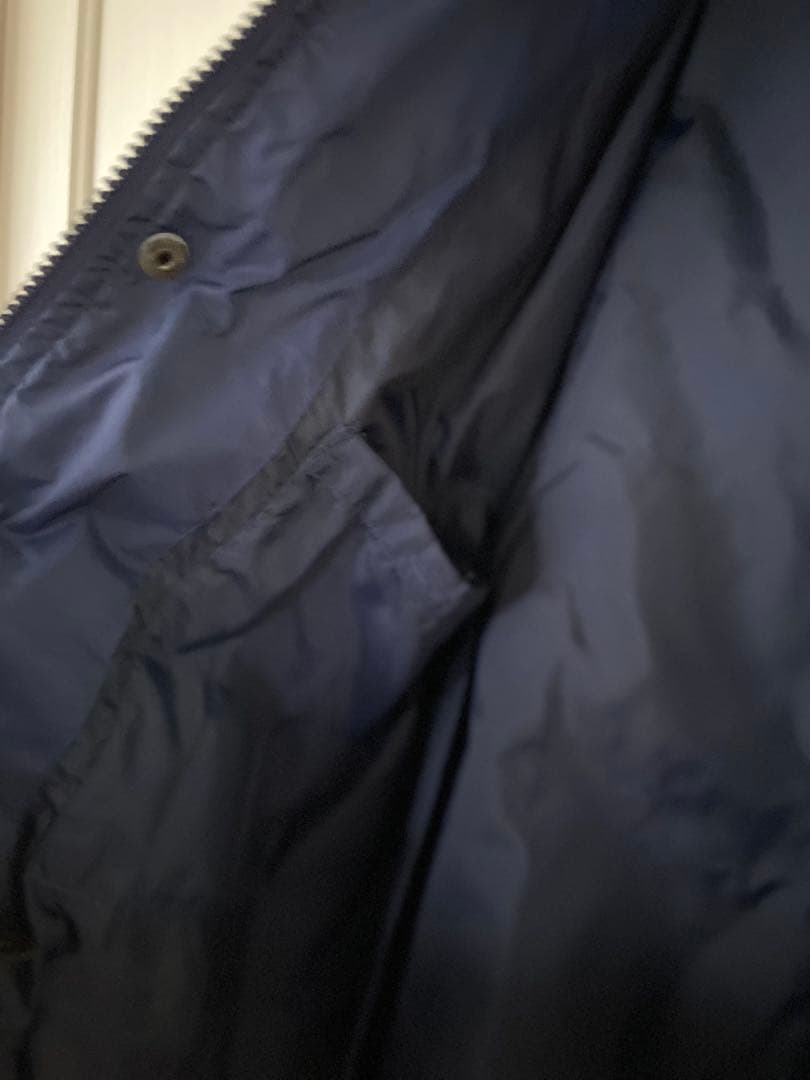 【クリーニング済】刺繍ロゴadidas ダウン・フェザーコート　Ｓサイズ