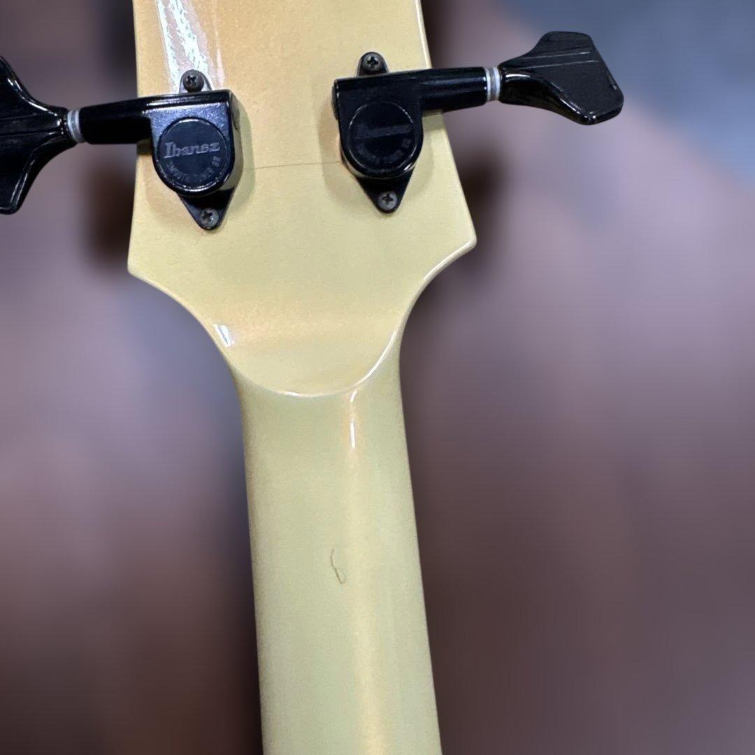 ④Ibanez Roadstar 1 Series ベースギター
