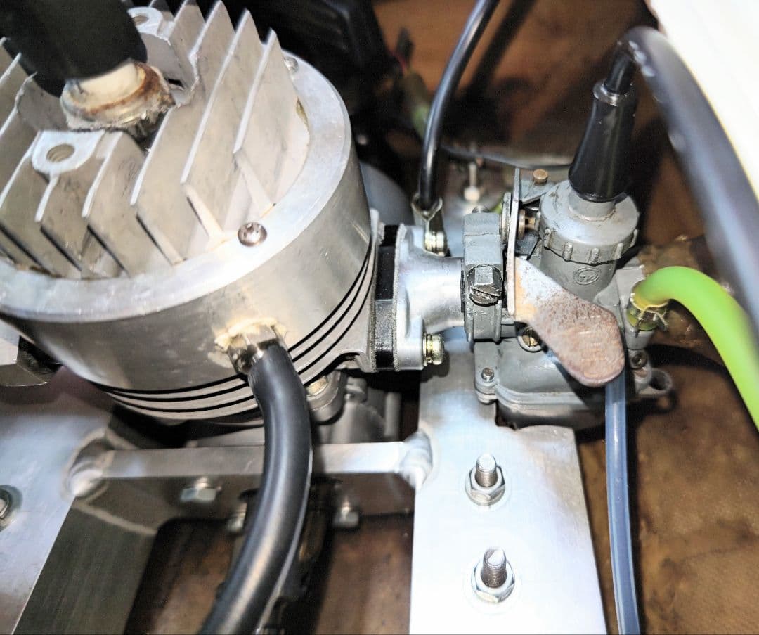 大型ラジコンボート　　　　　DELTA ACE　引き取り限定