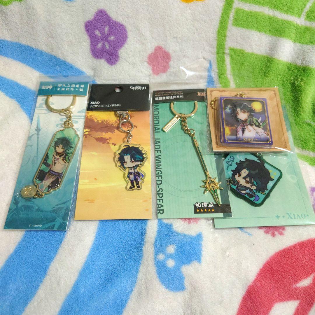 原神 魈 ショウ 色紙 缶バッジ キーホルダー コロッタ ラバスト 神の目