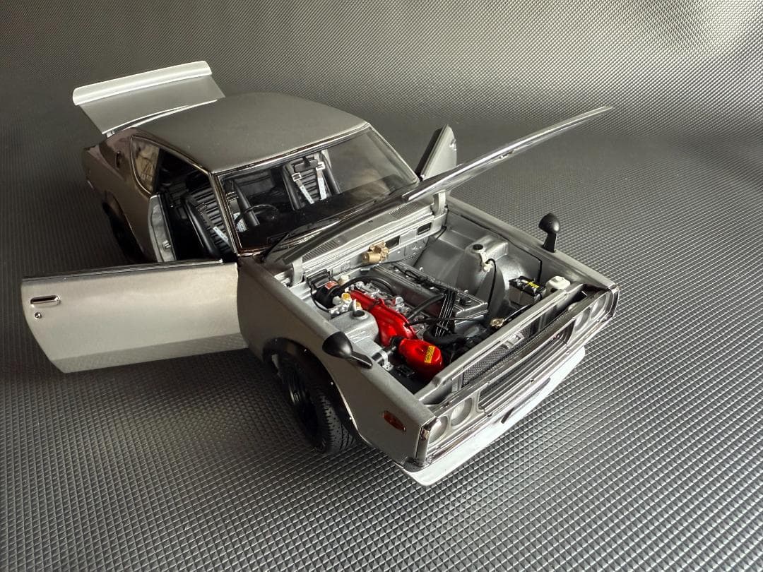 京商　Kyosho Nissan Skyline 2000GT-R 1/18