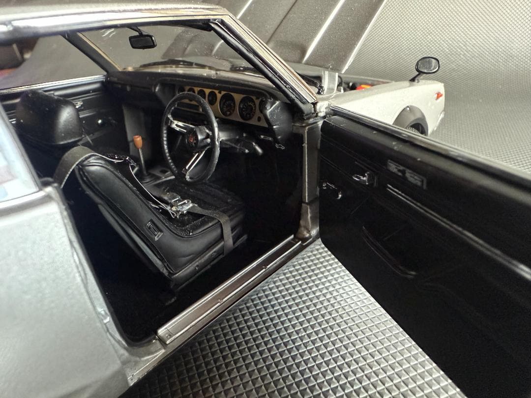 京商　Kyosho Nissan Skyline 2000GT-R 1/18