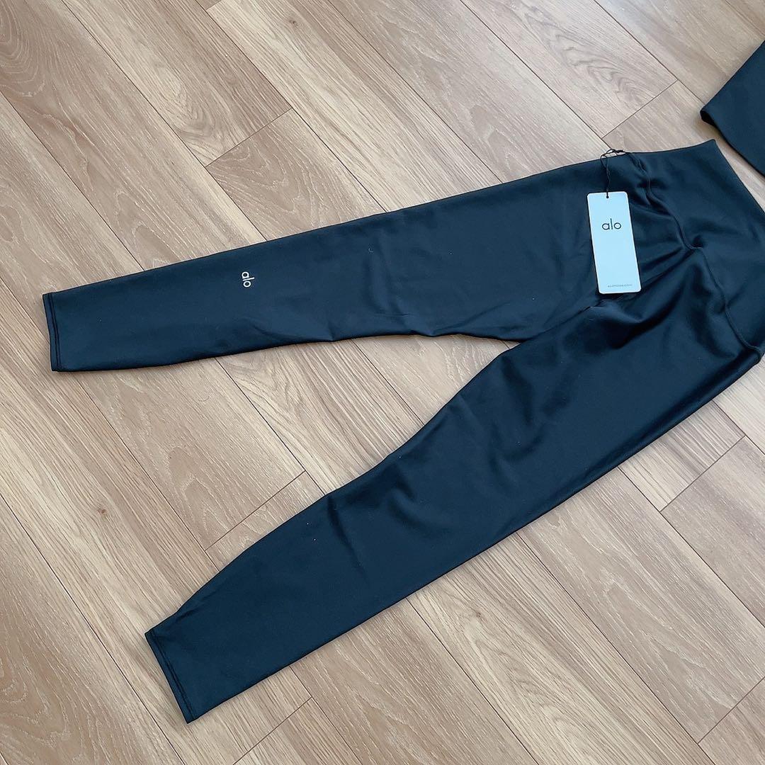 alo yoga レギンス　上下セット　新品 ヨガウェア
