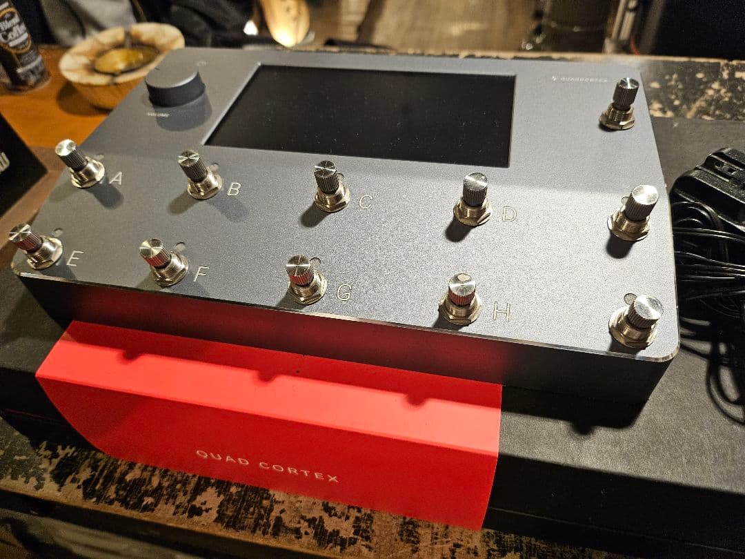 ギター QUAD CORTEX