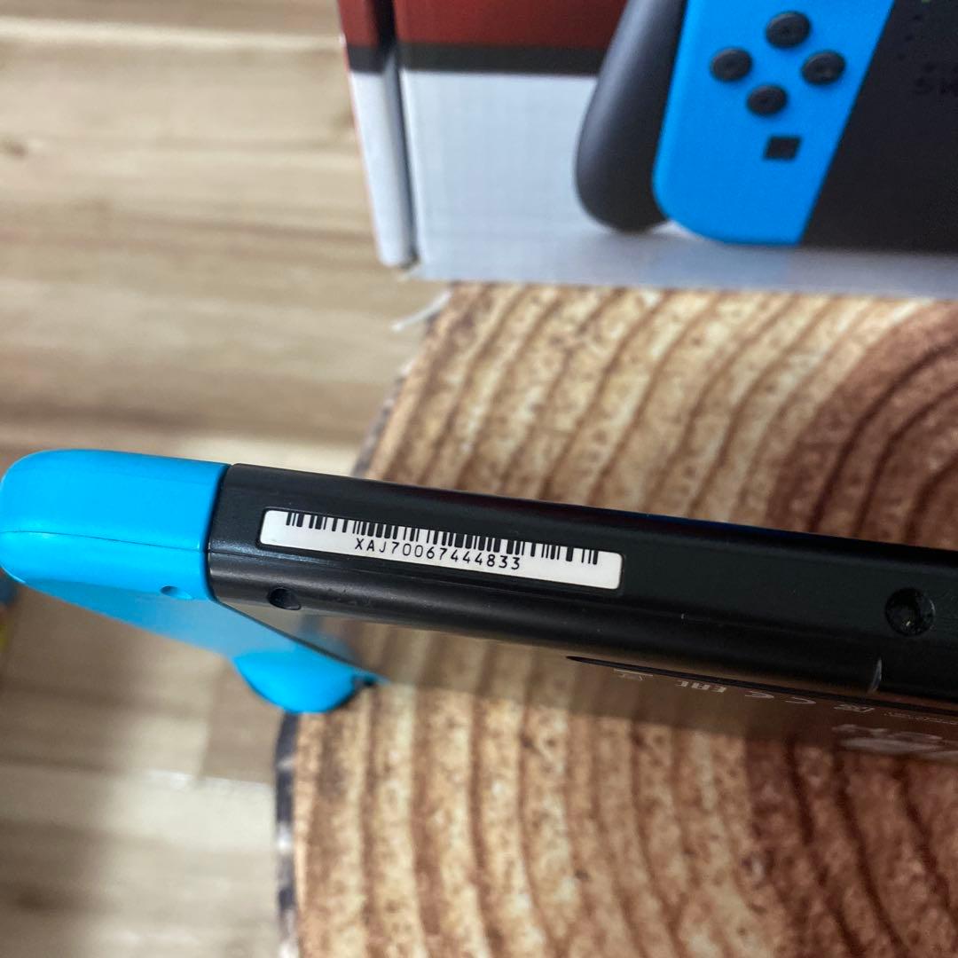 Nintendo Switch ニンテンドースイッチ本体　ネオン ②
