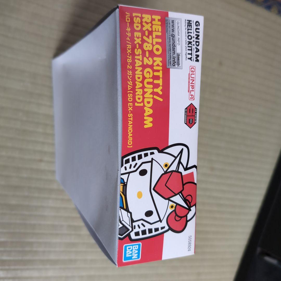 hello kitty rx78-2 gundam　新品未開封