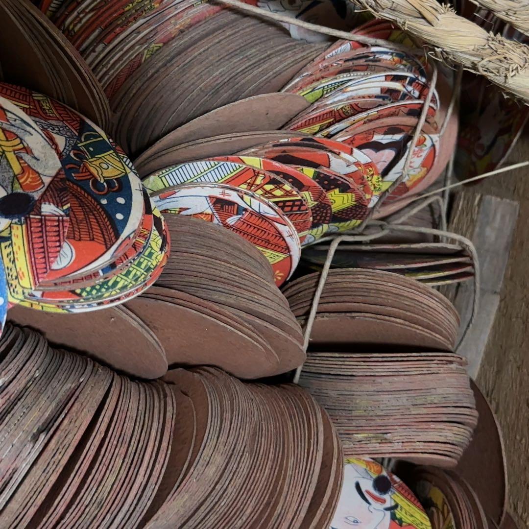 【旧家蔵出し】めんこ 丸メンコ 戦国武将 大量 まとめ 17.9kg 木箱