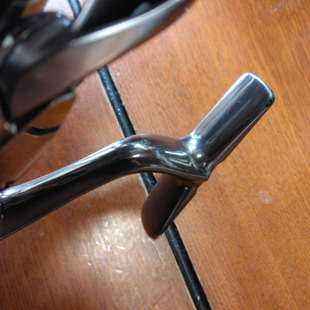 シマノ　18ステラ　美品　3000MHG バス　トラウト、シーバス　根魚