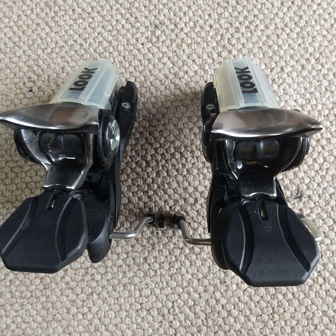 節約ワイドブレーキLOOK PX12 スキービンディング