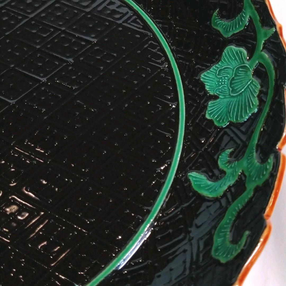 【茶道具】黒漆交趾唐草　菓子器　中村翠嵐作