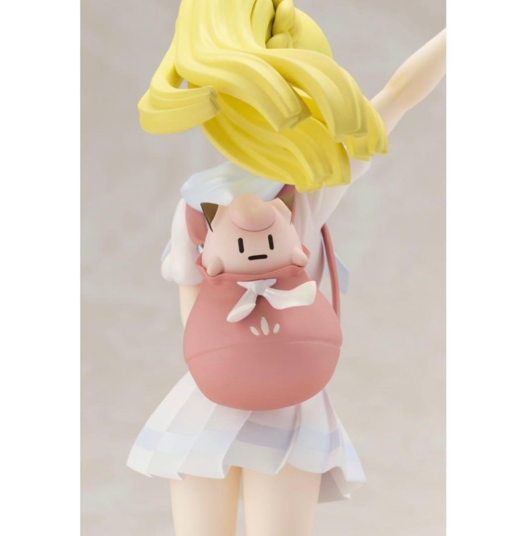 ポケモンセンターオリジナル フィギュア がんばリーリエ & ピッピ