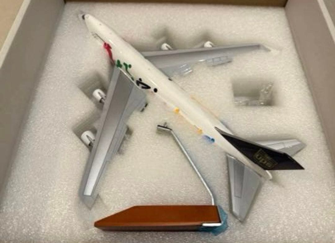 ボーイング　BOEING 747-200SF UPS 1/200スケール