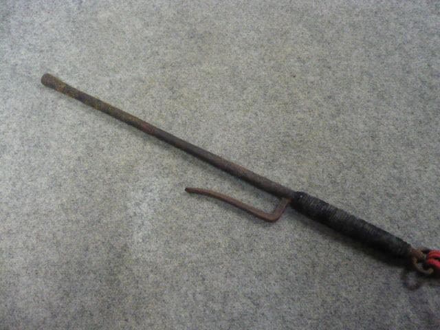 鉄製昔の十手 [B31565]