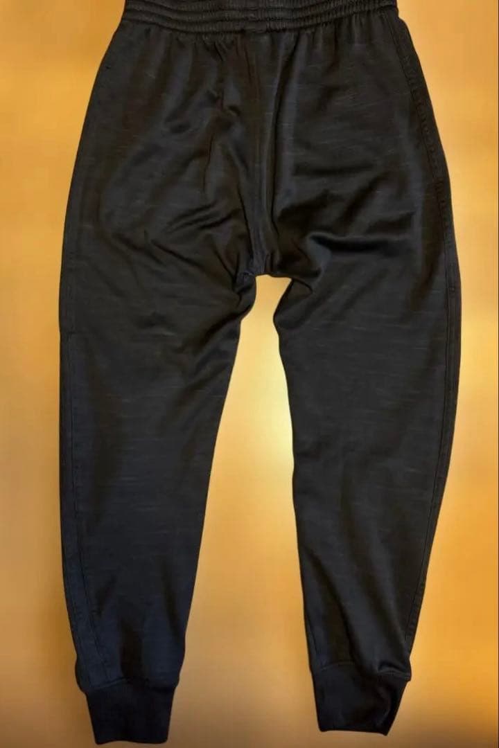 New York Knicks adidas トレーニングパンツ