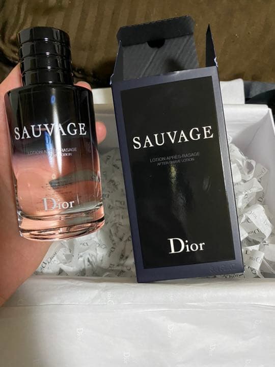 Dior ソヴァージュ