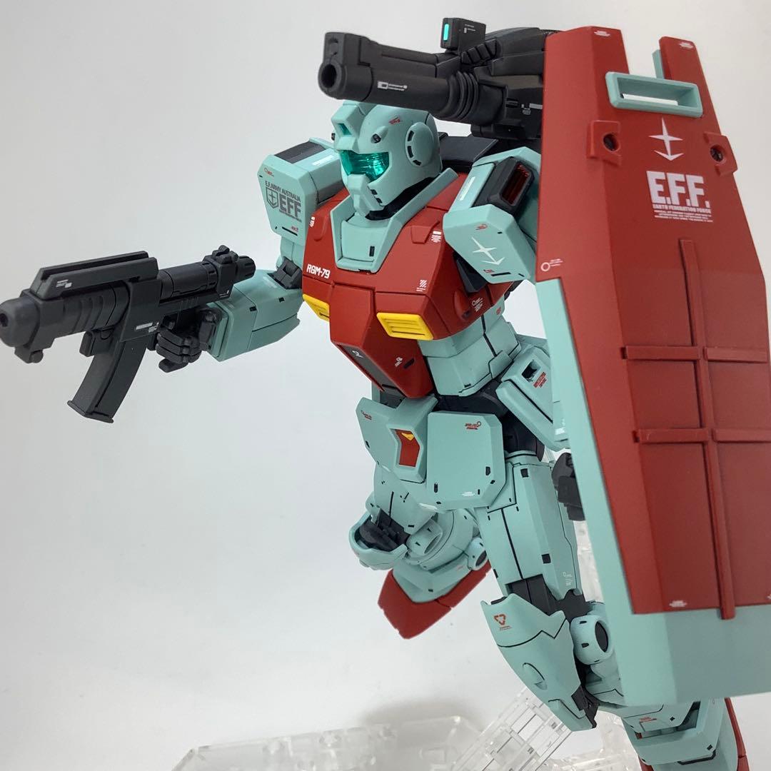 HG RGM-79 ジム【ショルダーキャノン装備/ミサイルポッド装備】