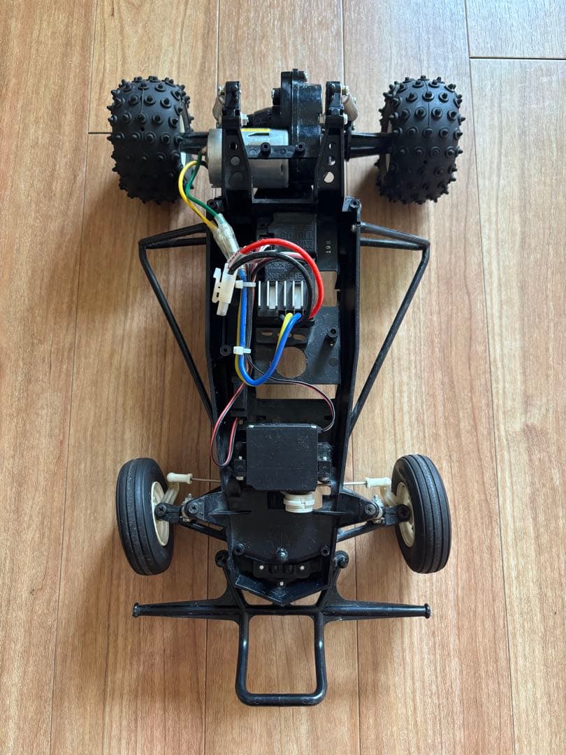 THE HORNET ラジコンカー