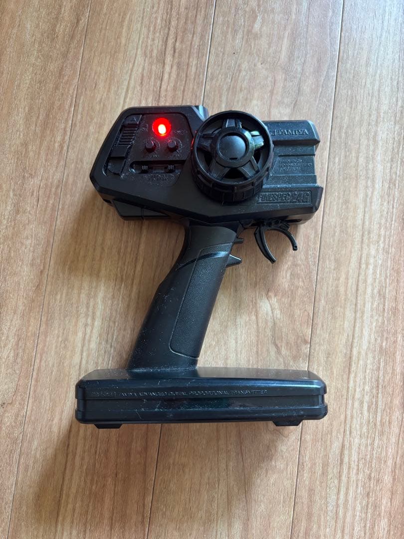 THE HORNET ラジコンカー