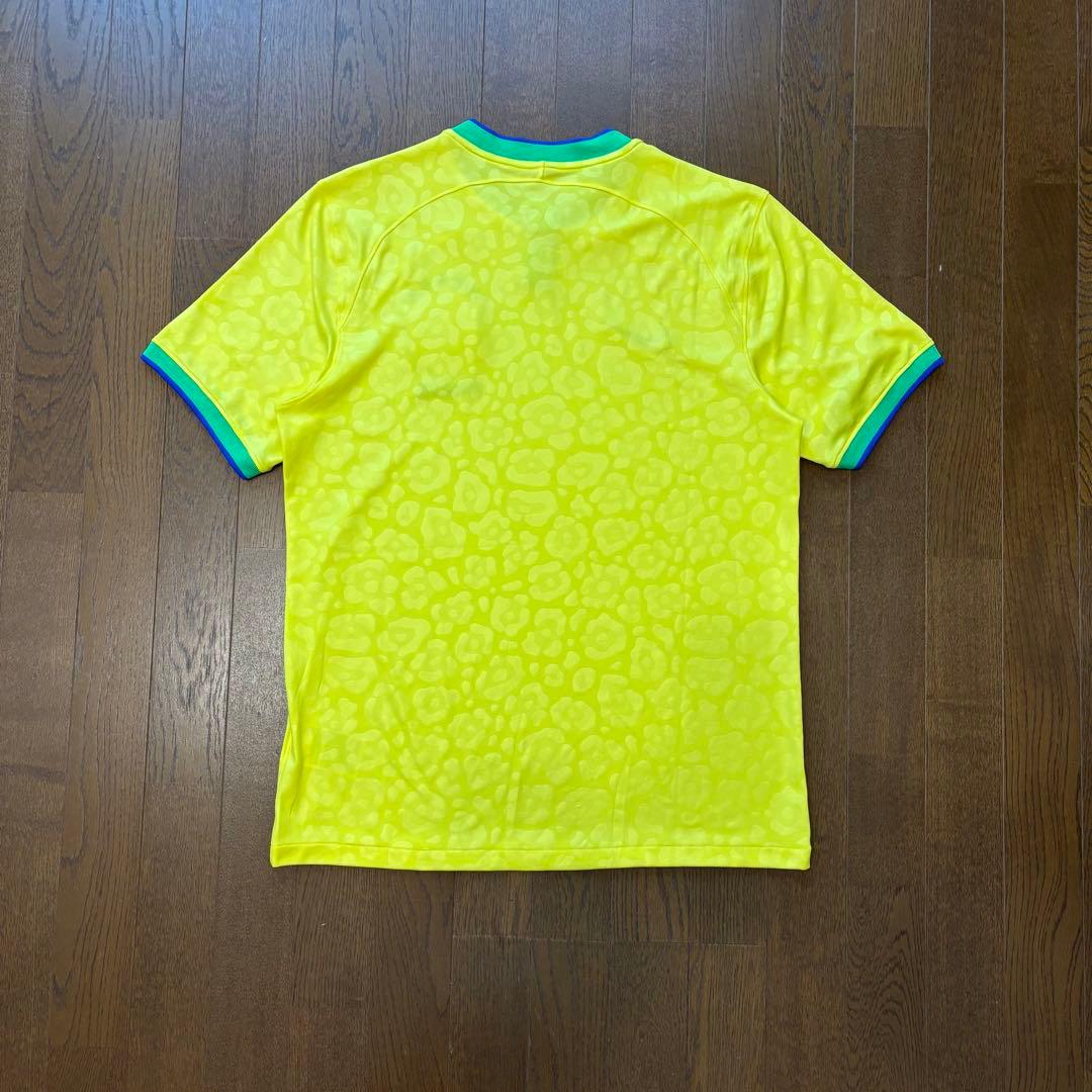 [美品] NIKE ブラジル代表　ユニフォーム　22/23