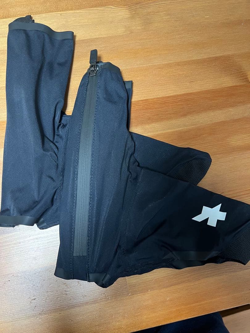 ASSOS RS Rain Booties ブラック