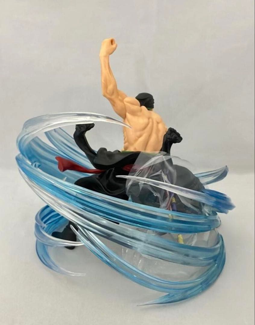 ワンピースシャンクス 神避 C賞、ロロノア・ゾロ一番くじ B賞未開封品