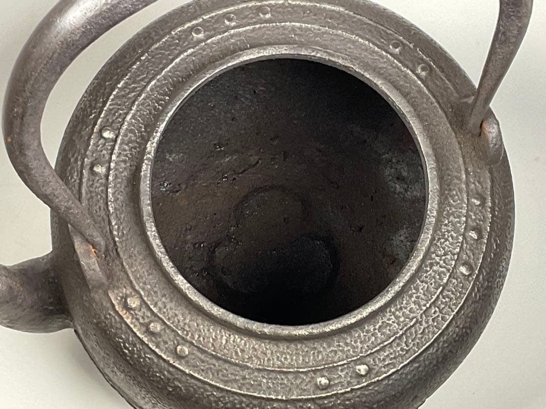 小振りな鉄瓶　斑銅蓋　煎茶道具