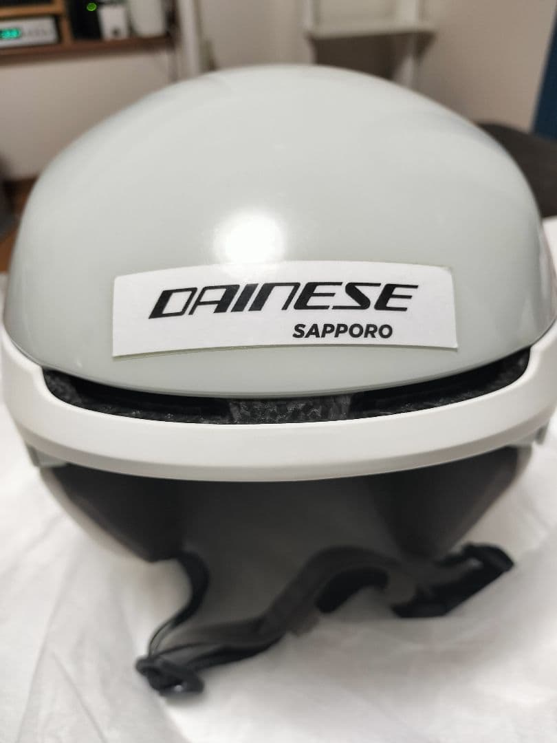 売切り値下げ　Dainese AGV グレー ヘルメット