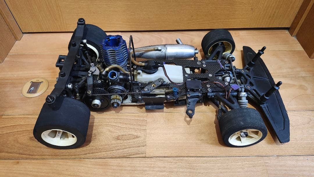 ラジコン 無限精機 MRX-4R 中古 エンジン付き