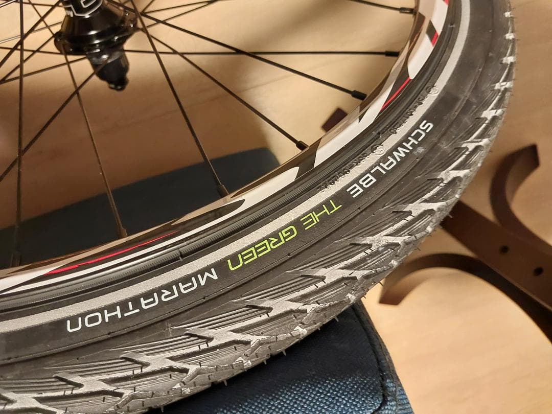 PASAK 24インチ前後ホイール、マラソン24x1.75、DT互換キャップ