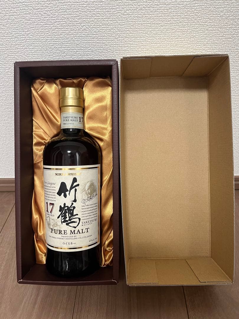 【未開封・箱付き】竹鶴 17年 ピュアモルトウイスキー 700ml