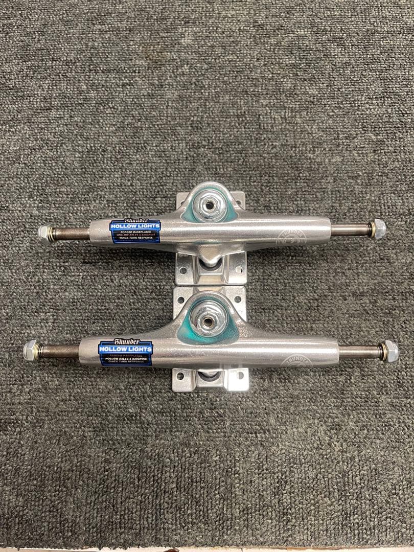 THUNDER TRUCKS HOLLOW LIGHTS II 149 新品！