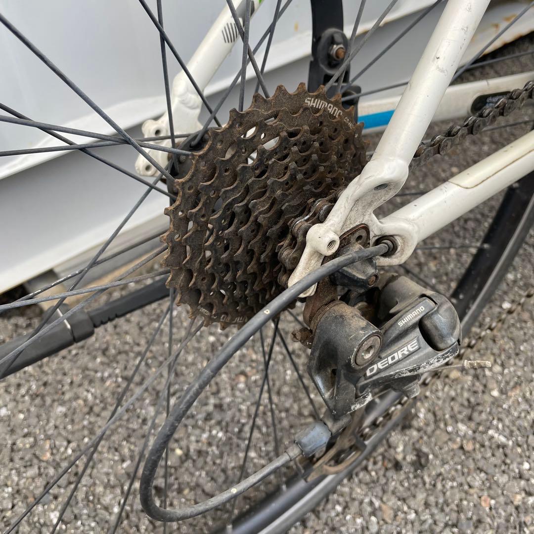 クロスバイク FX7.4 身長165-175cm 定価8.8万円 ホワイト