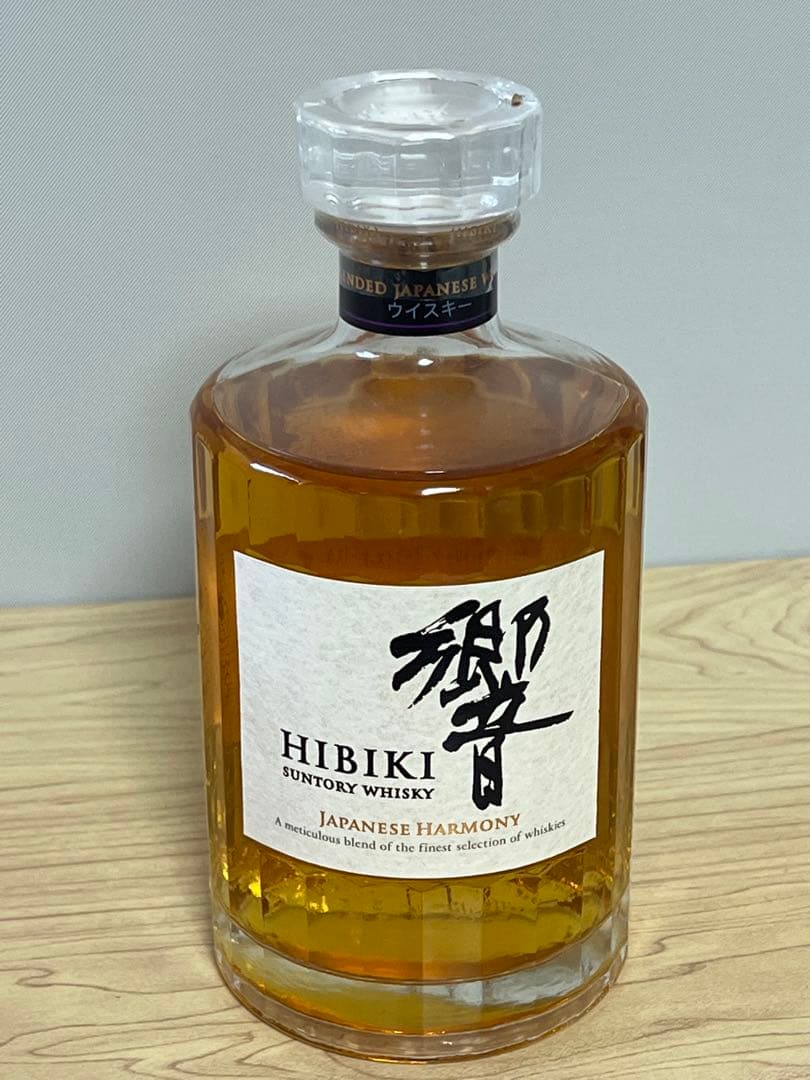 サントリーウイスキー　響　ジャパニーズハーモニー　SUNTORY HIBIKI