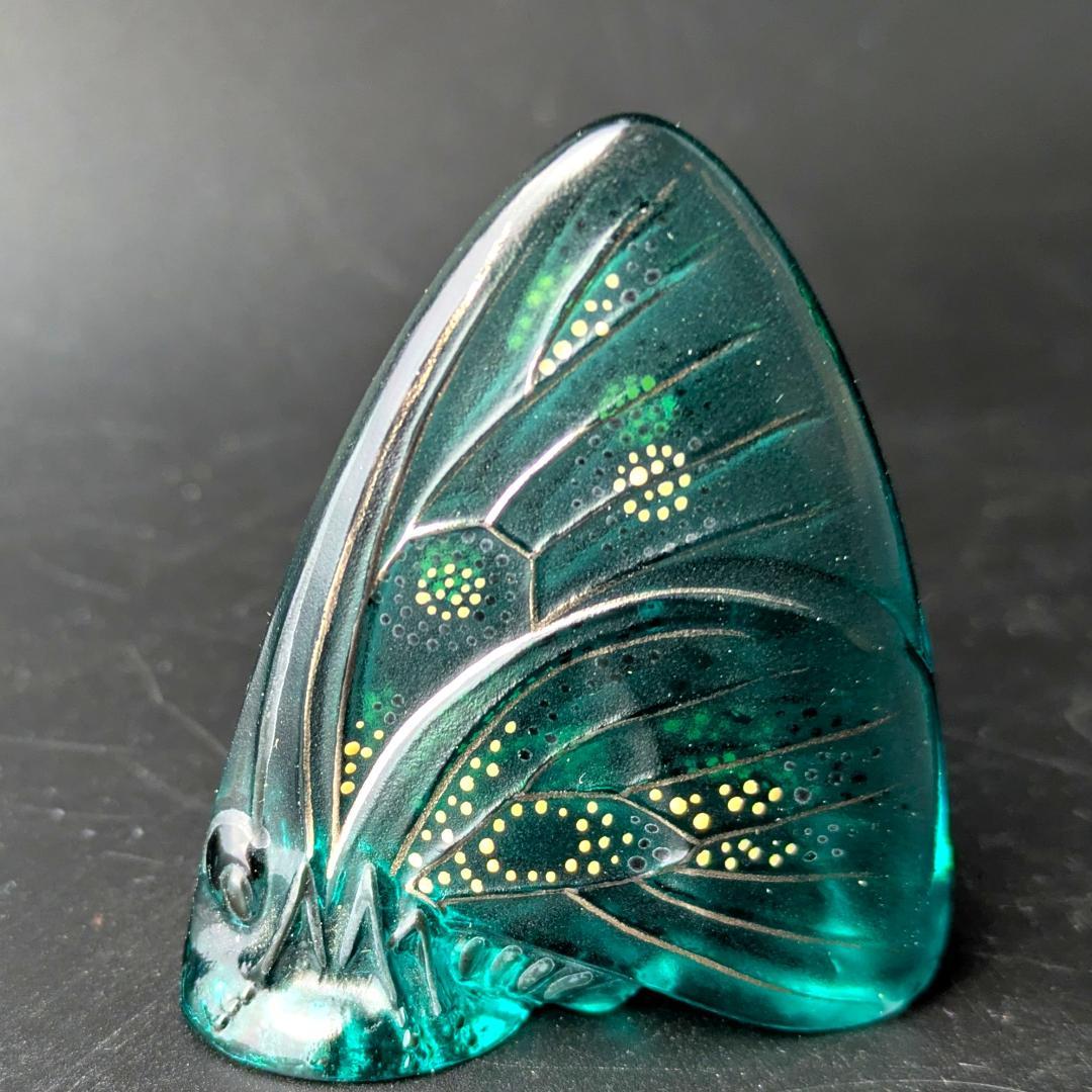 卓上芸術 ラリック 青ガラス彩色 パピヨン蝶オブジェ入手至難　精密エナメル