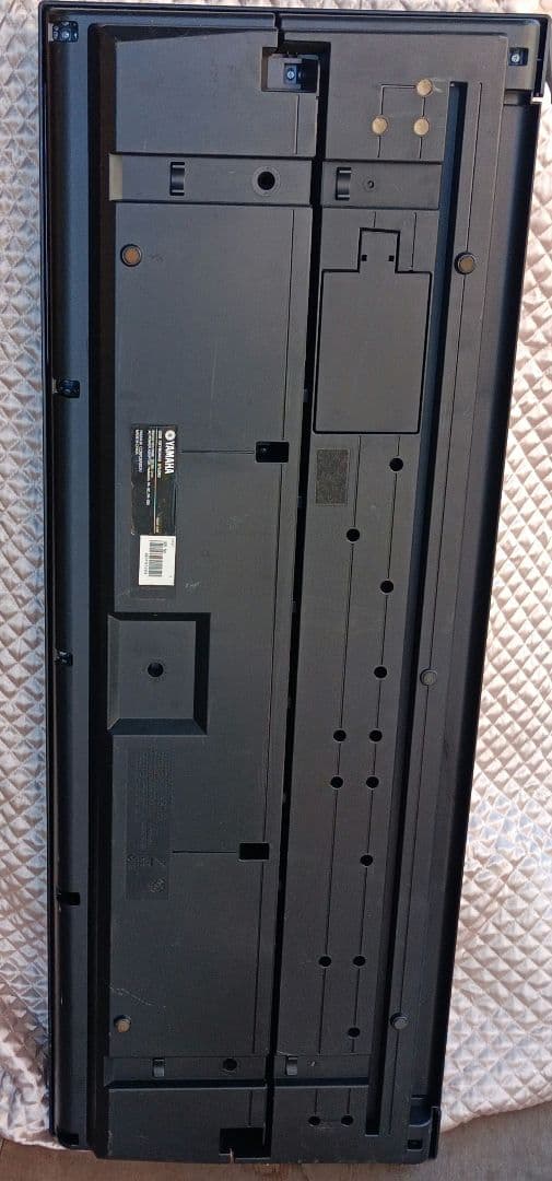 Yamaha KX61 シンセサイザー