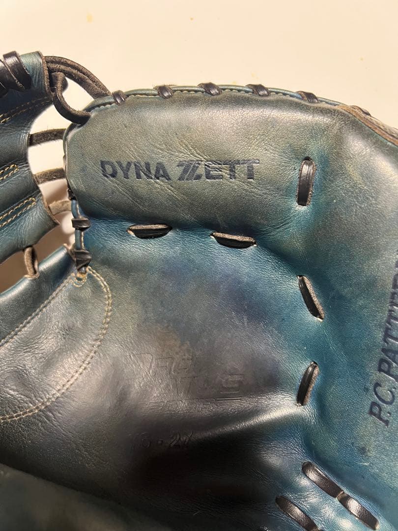 【超美品】　古田敦也選手　本人使用キャッチャーミット