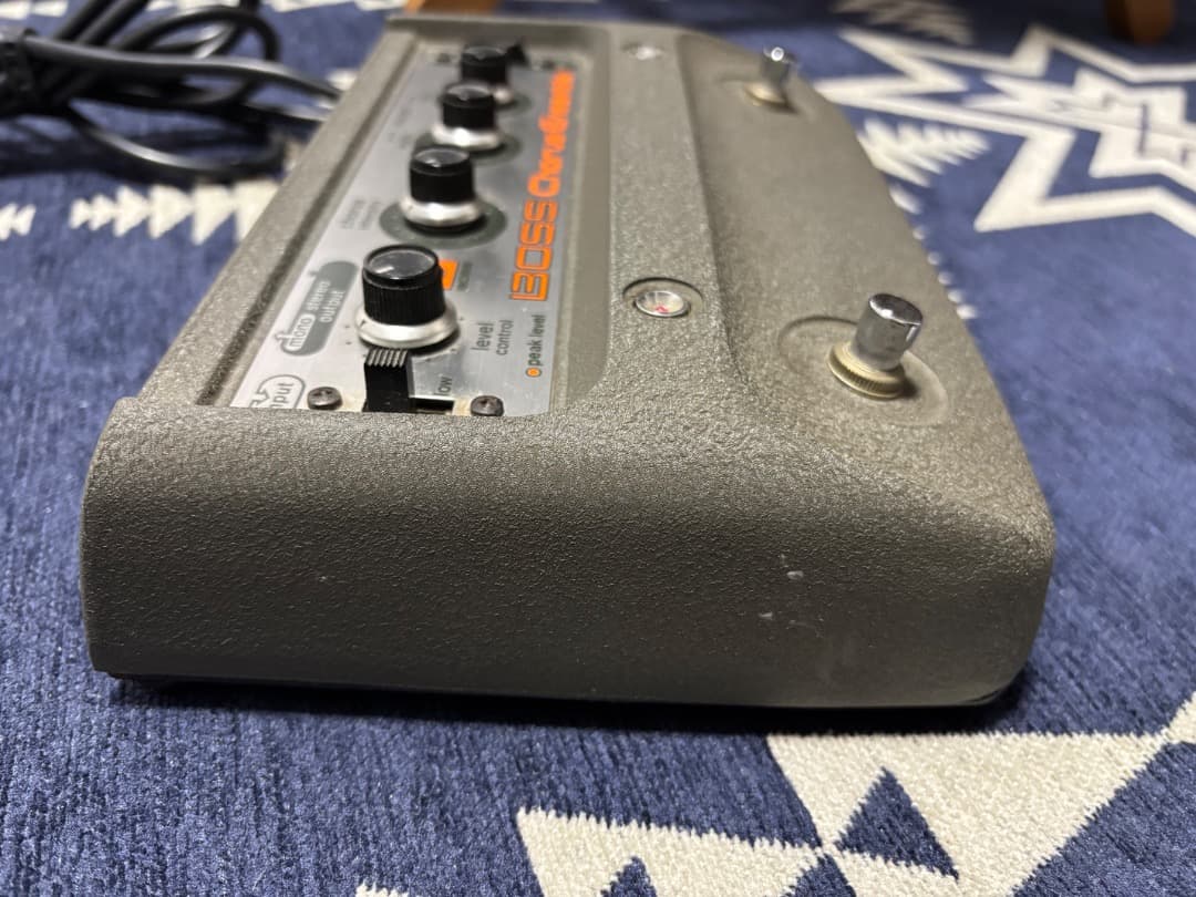 ギター BOSS CE-1