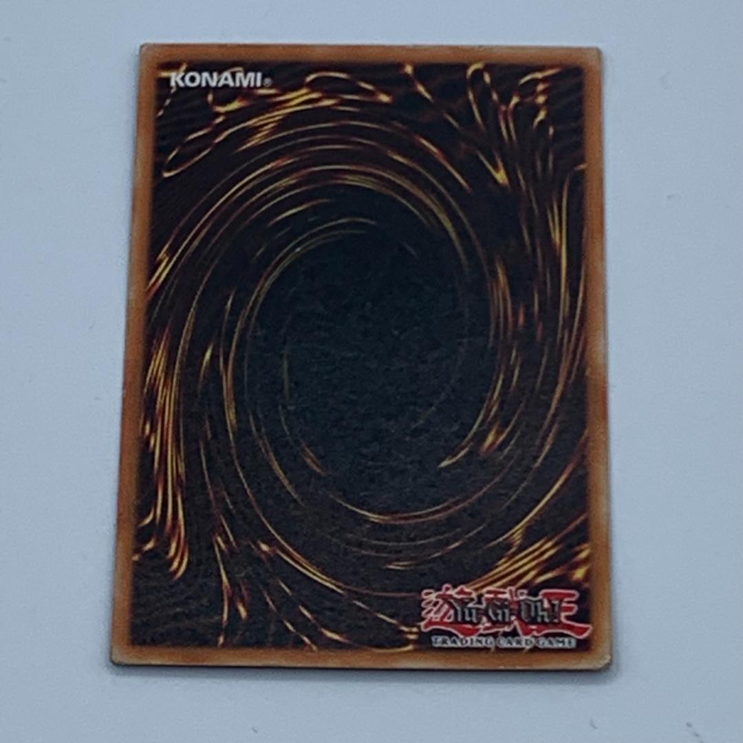 遊戯王　ブラックマジシャン　英語　DDS-002  シークレットレア