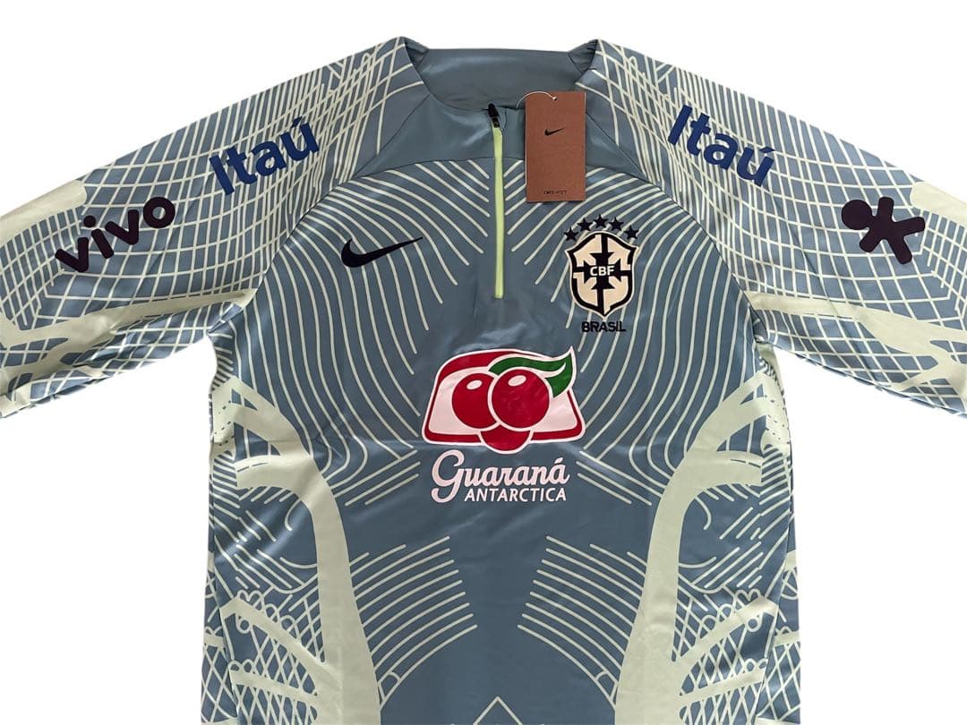 ブラジル代表　ナイキ　トレーニングウェア　上下セット　Lサイズ