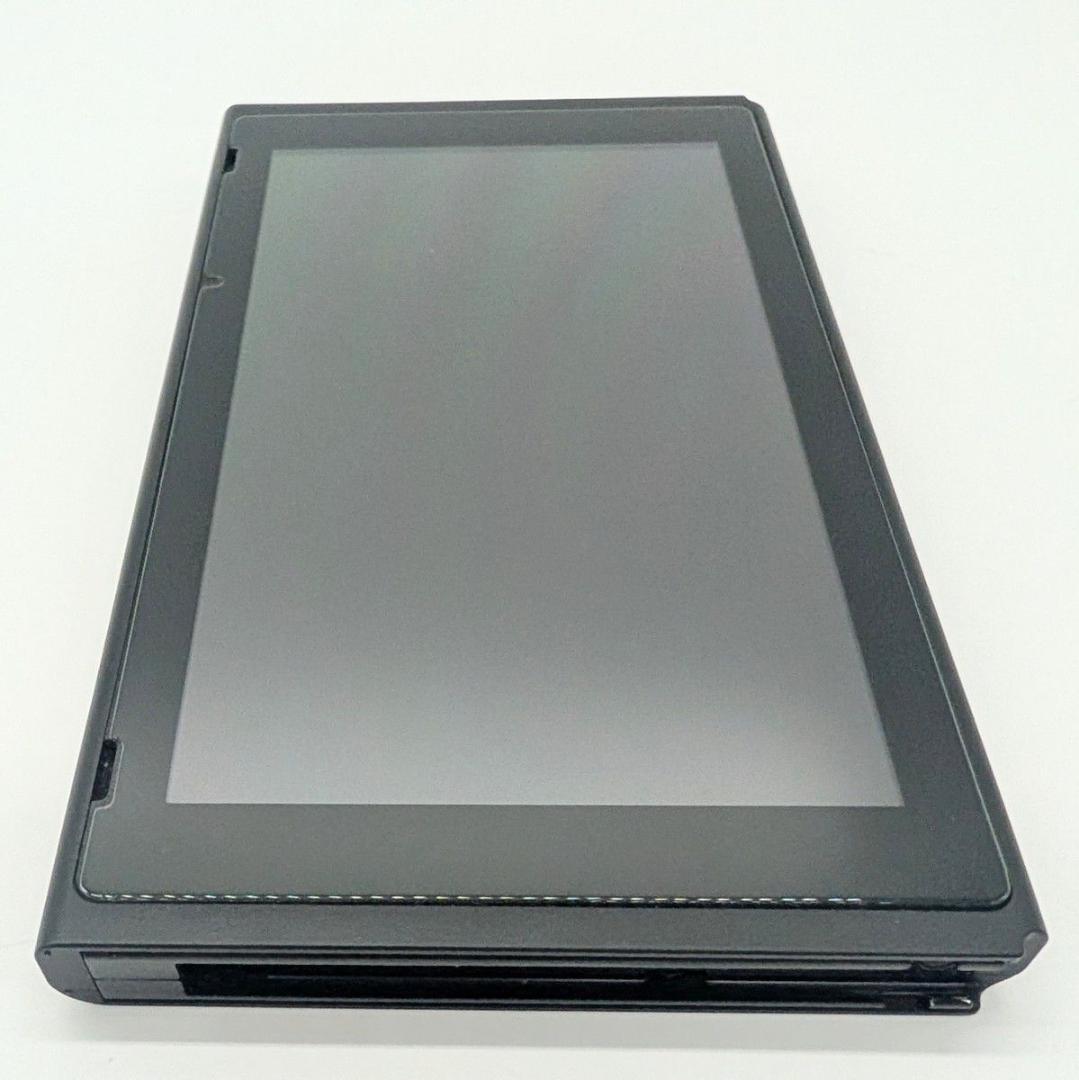 【美品】Nintendo Switch 本体のみ 2018年