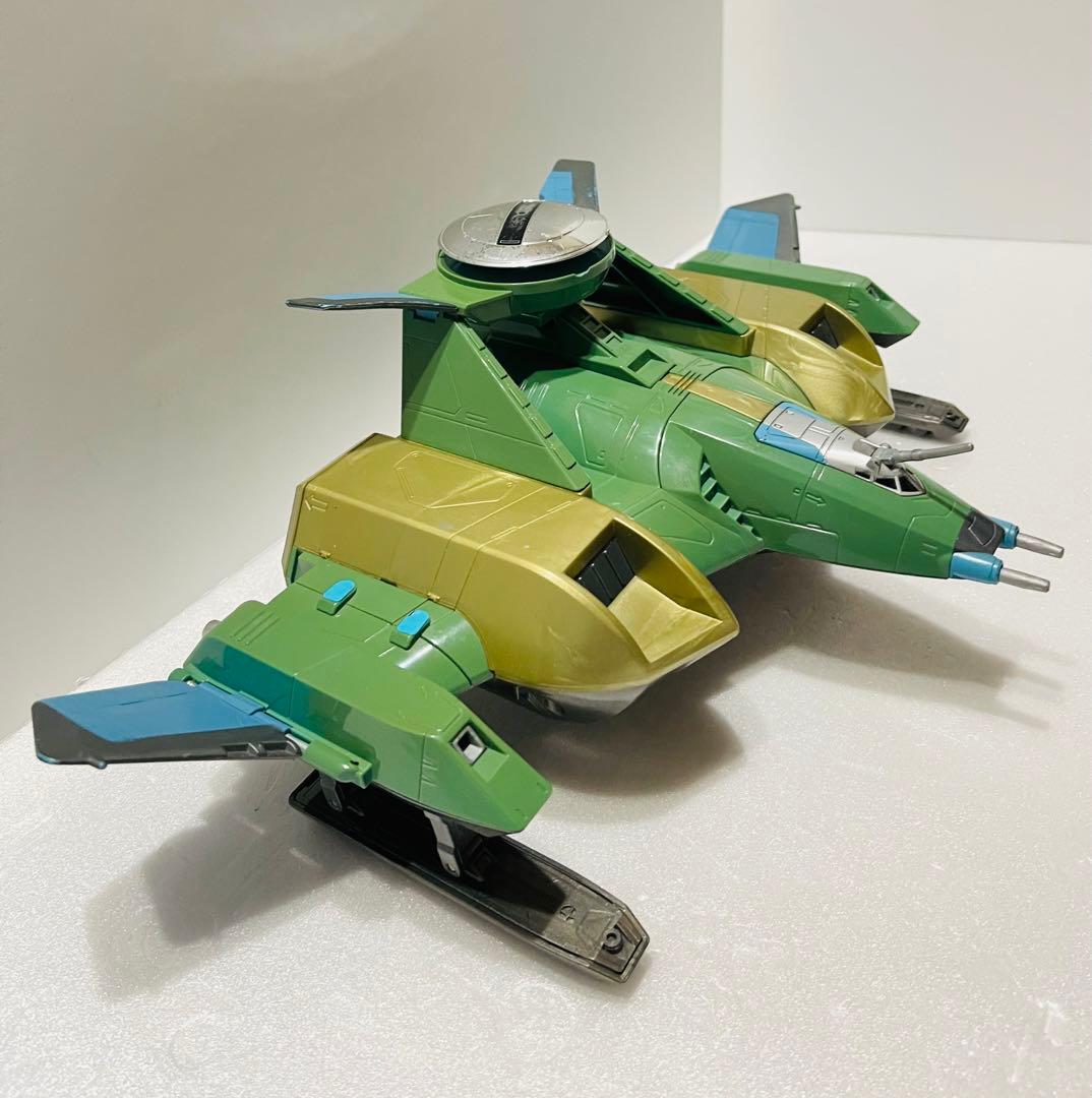 ウルトラマンガイア   戦闘機ピースキャリーとシグファイターEXのセット  中古