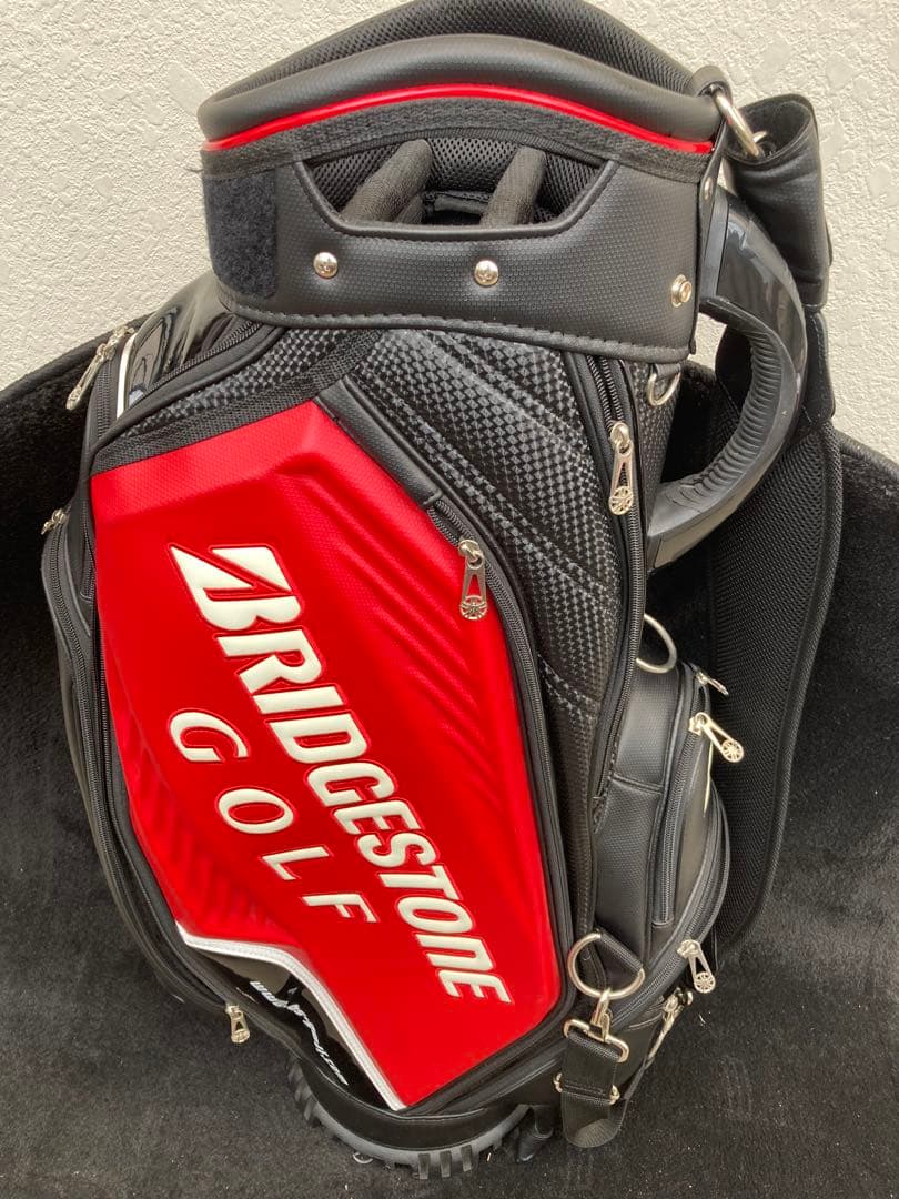 BRIDGESTONE キャディバッグ 黒/赤/カーボン調ツアーレプリカモデル